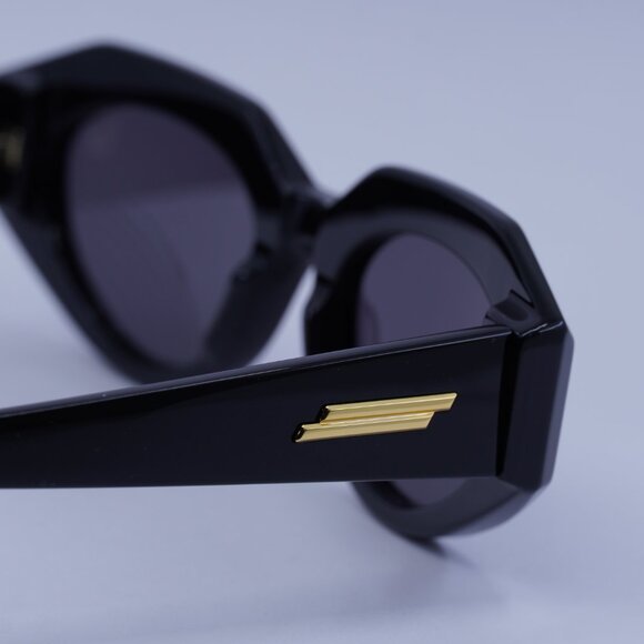 Bottega Veneta BV1031S 001 Sunglasses Black Cat Eye Frame, Grey Lenses - Picture 6 of 11